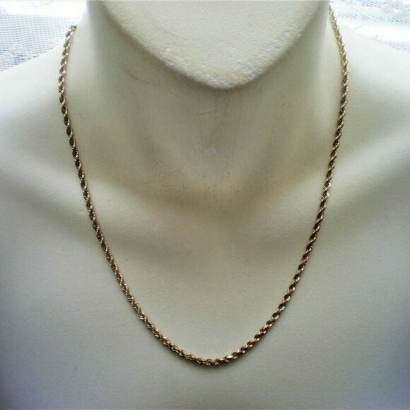 Vintage Solid 14K 585 Yellow Gold Diamond Cut Twisted Rope Necklace Chain 17g P - Picture 2 of 5